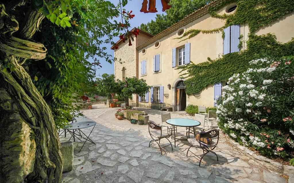 Gite Des Carmes And Spa Le Thor Eksteriør billede